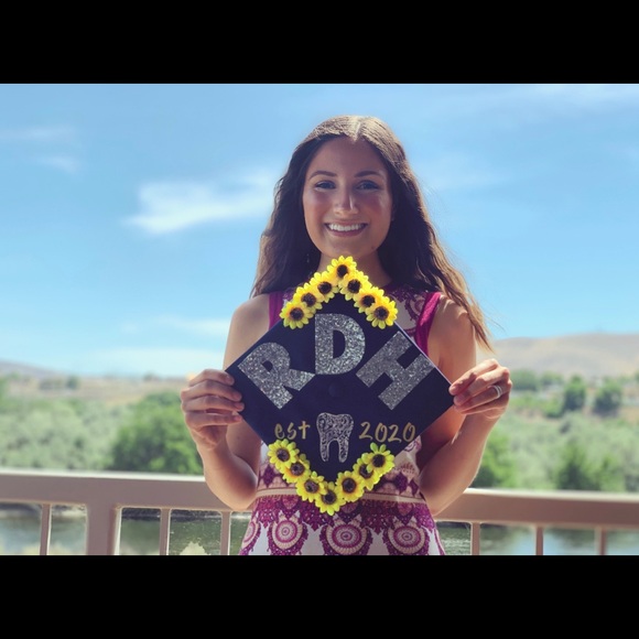 Welcome to my closet // - Picture 3 of 8